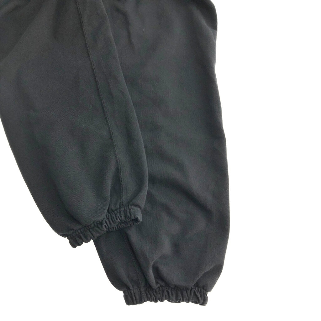 NIKE Sweatpants