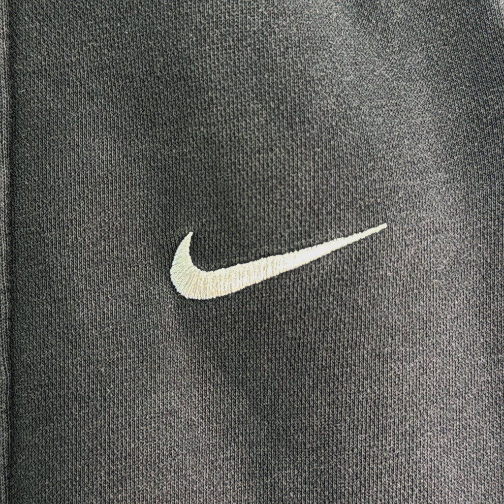 NIKE Sweatpants