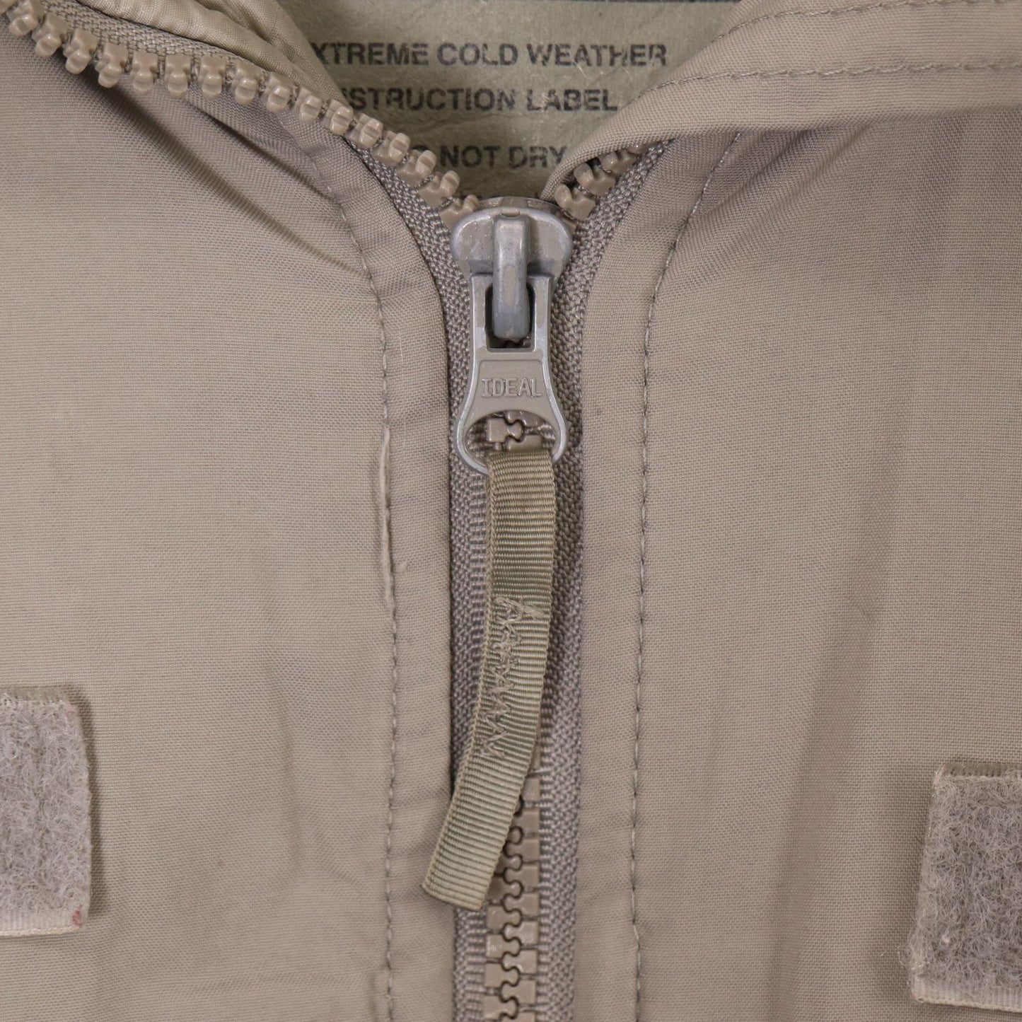 00s U.S. ARMY ECWCS GEN3 Level7 Insulated Military Jacket