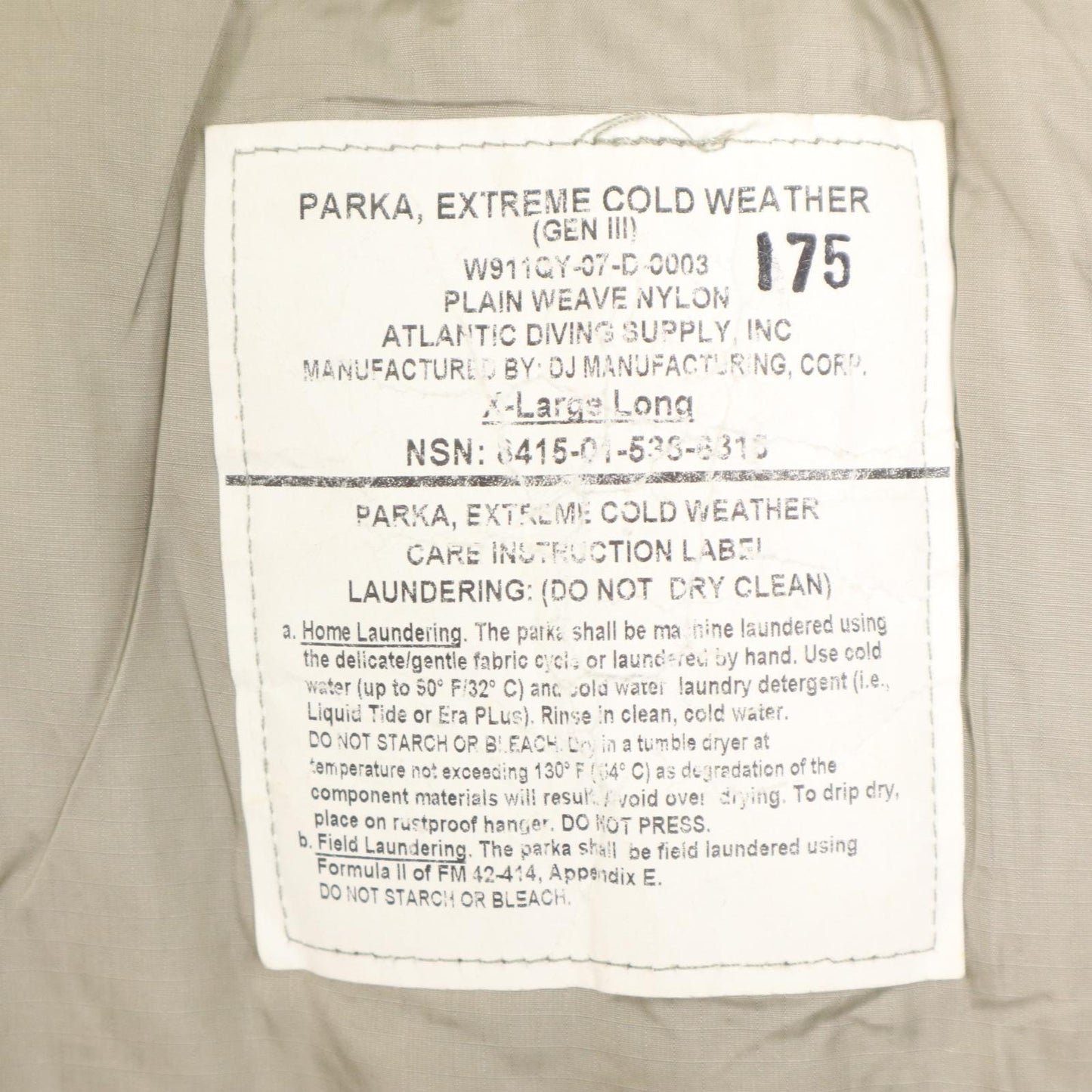 00s U.S. ARMY ECWCS GEN3 Level7 Insulated Military Jacket