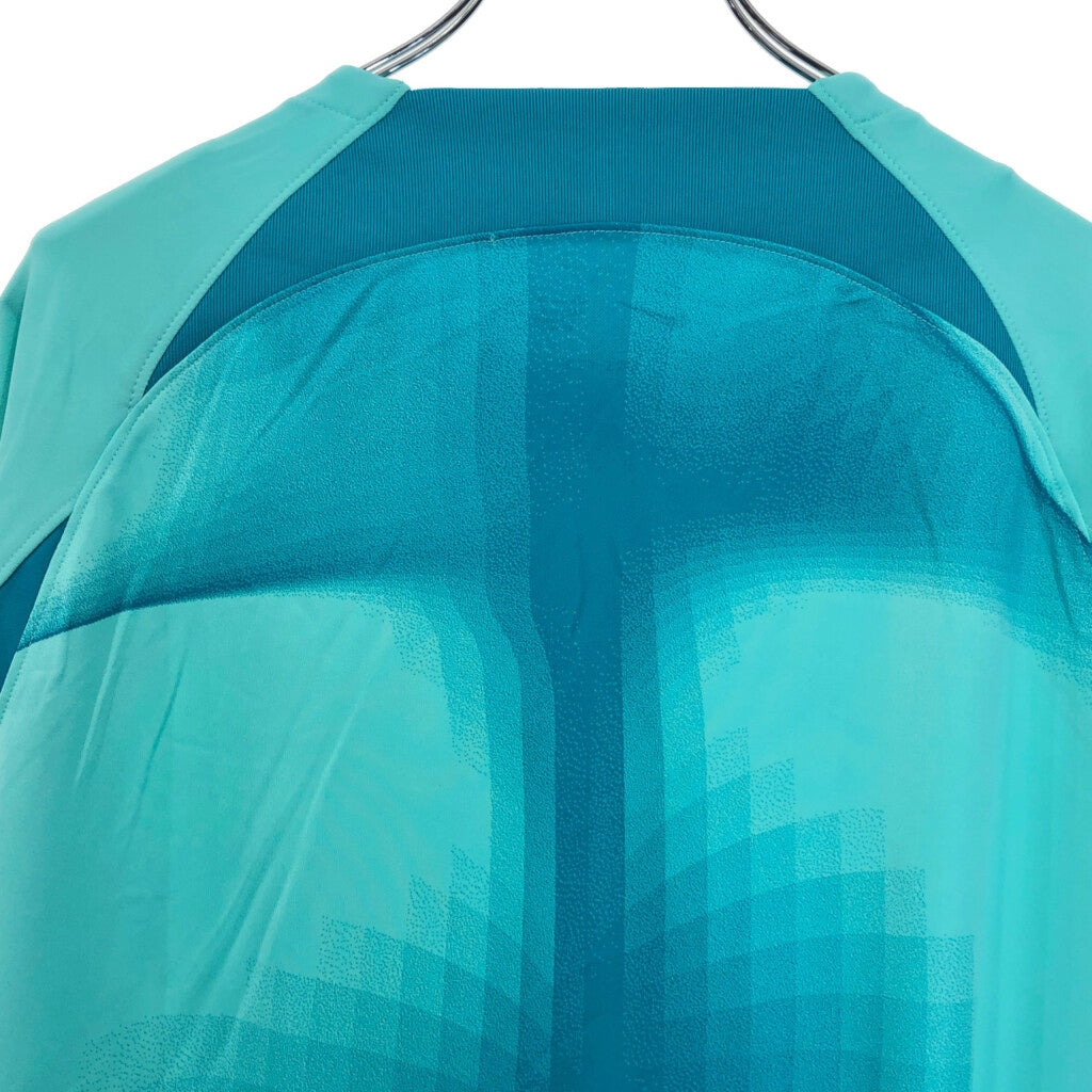 NIKE Long Sleeve T-Shirt