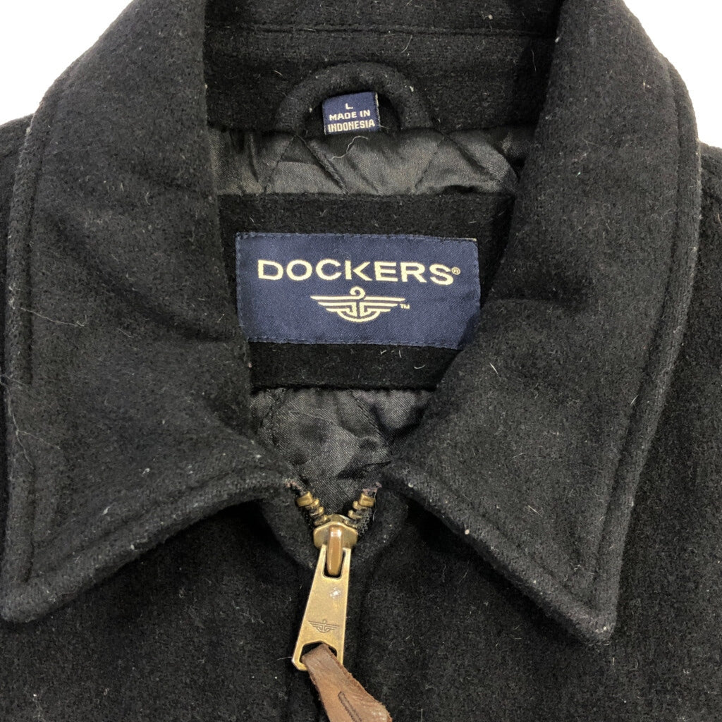 DOCKERS Swing Top