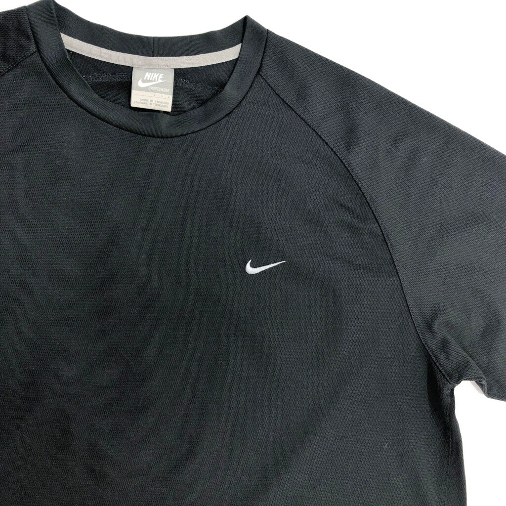 NIKE Long Sleeve T-Shirt