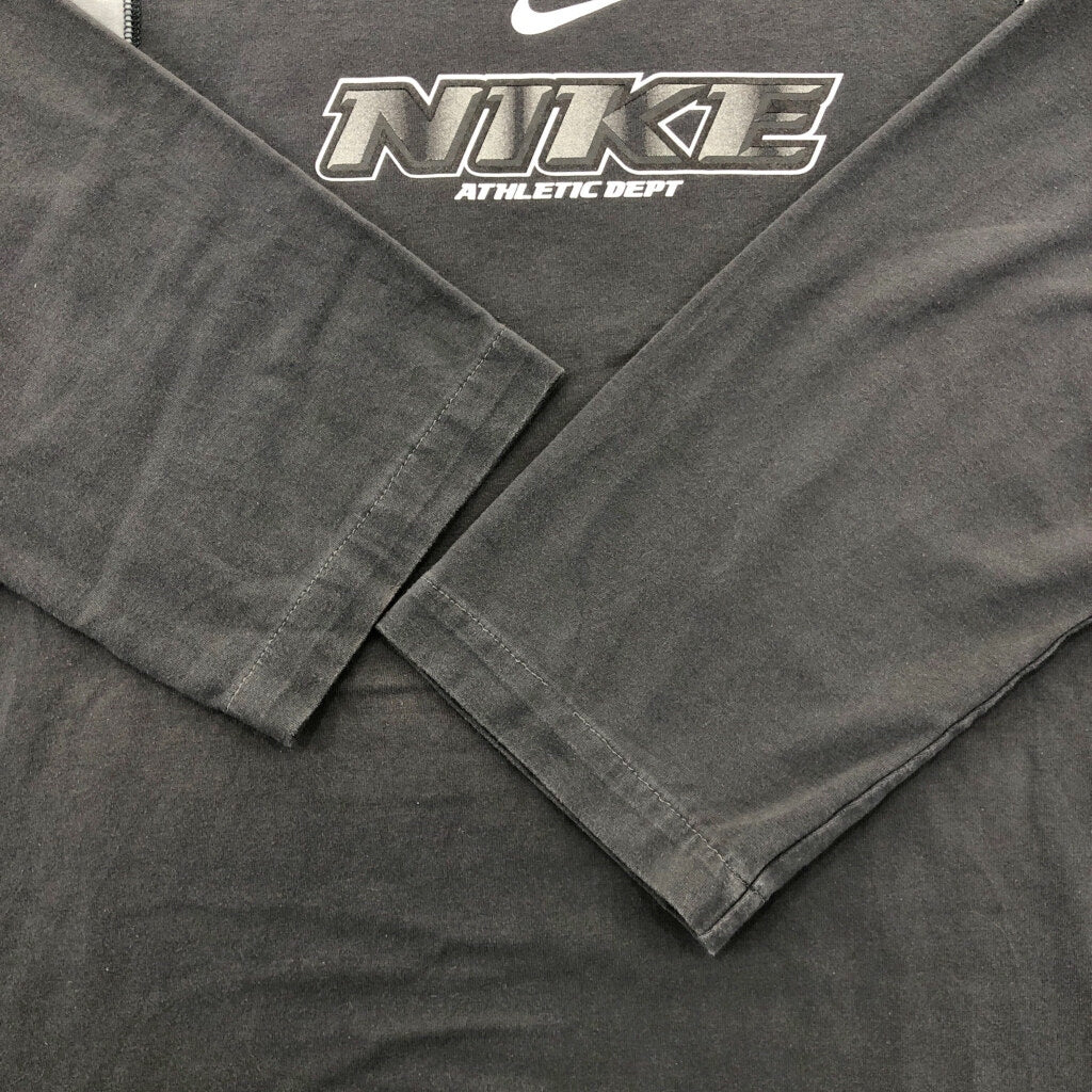 NIKE Long Sleeve T-Shirt