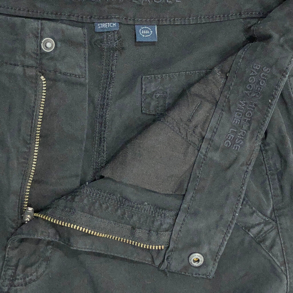 American Eagle Cargo Pants