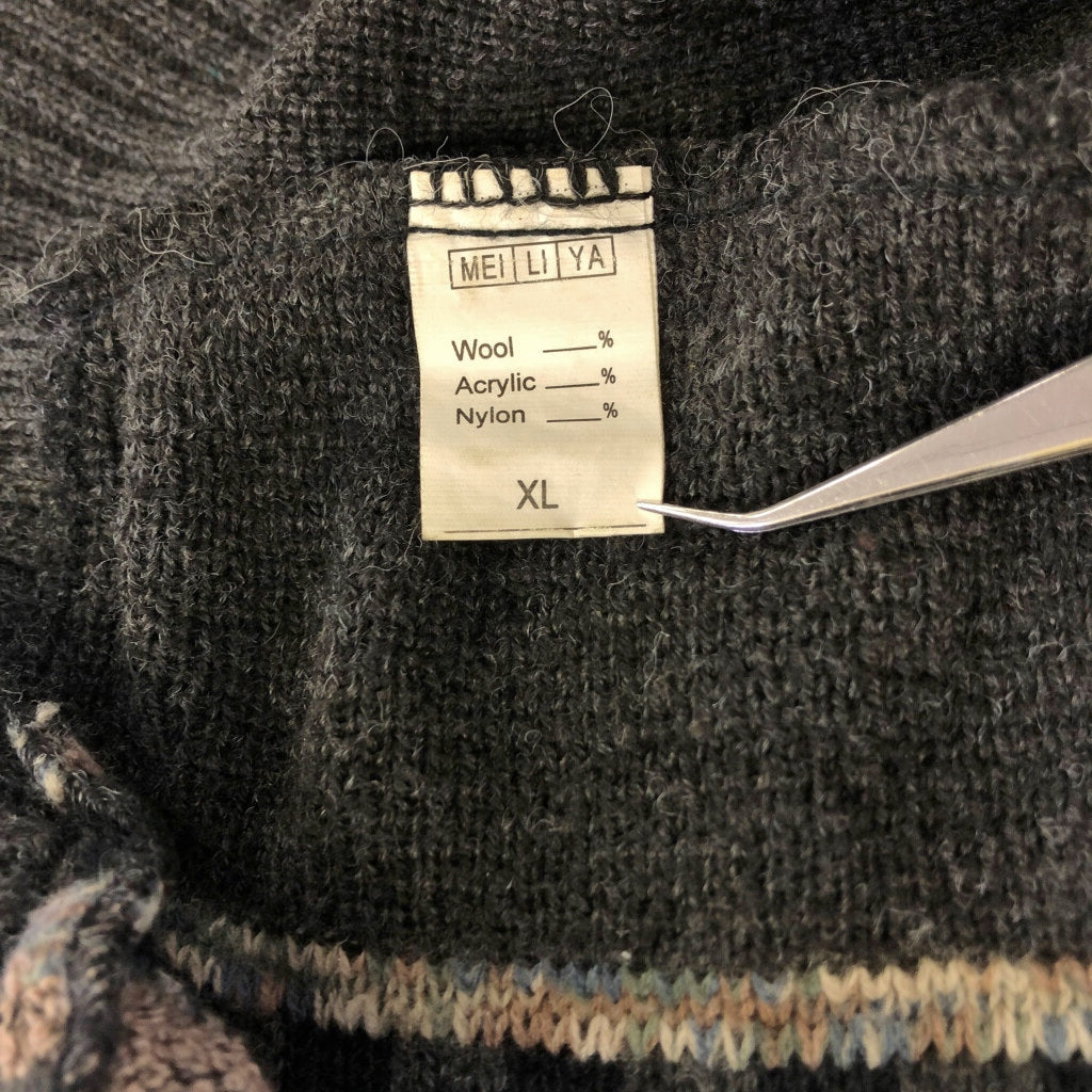 GOLDENBIRD 3D Knit Cardigan