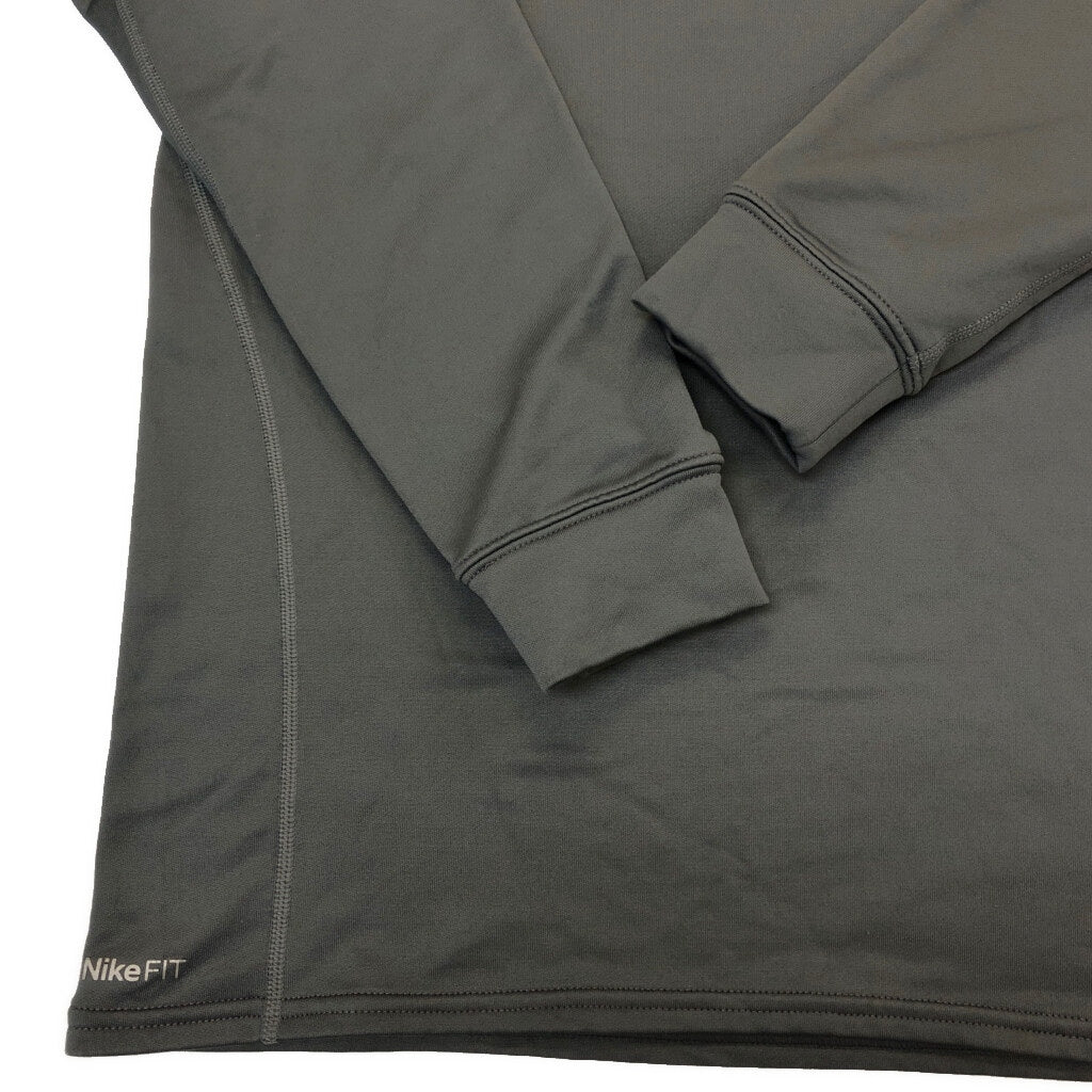 NIKE Long Sleeve T-Shirt