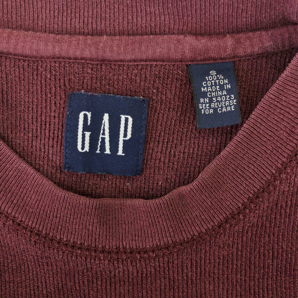 00s GAP Crewneck Sweater