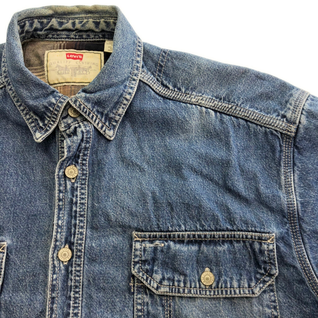 90s Levi's Denim Chambray Shirt