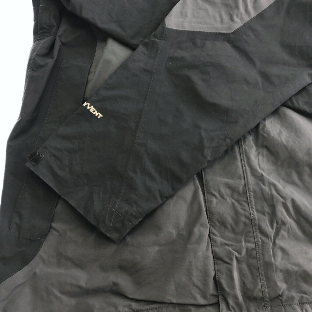 THE NORTH FACE Nylon Jacket