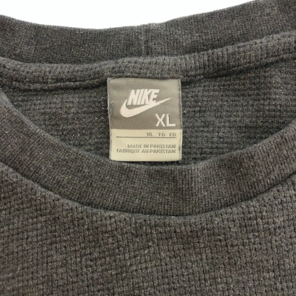 NIKE Long Sleeve T-Shirt