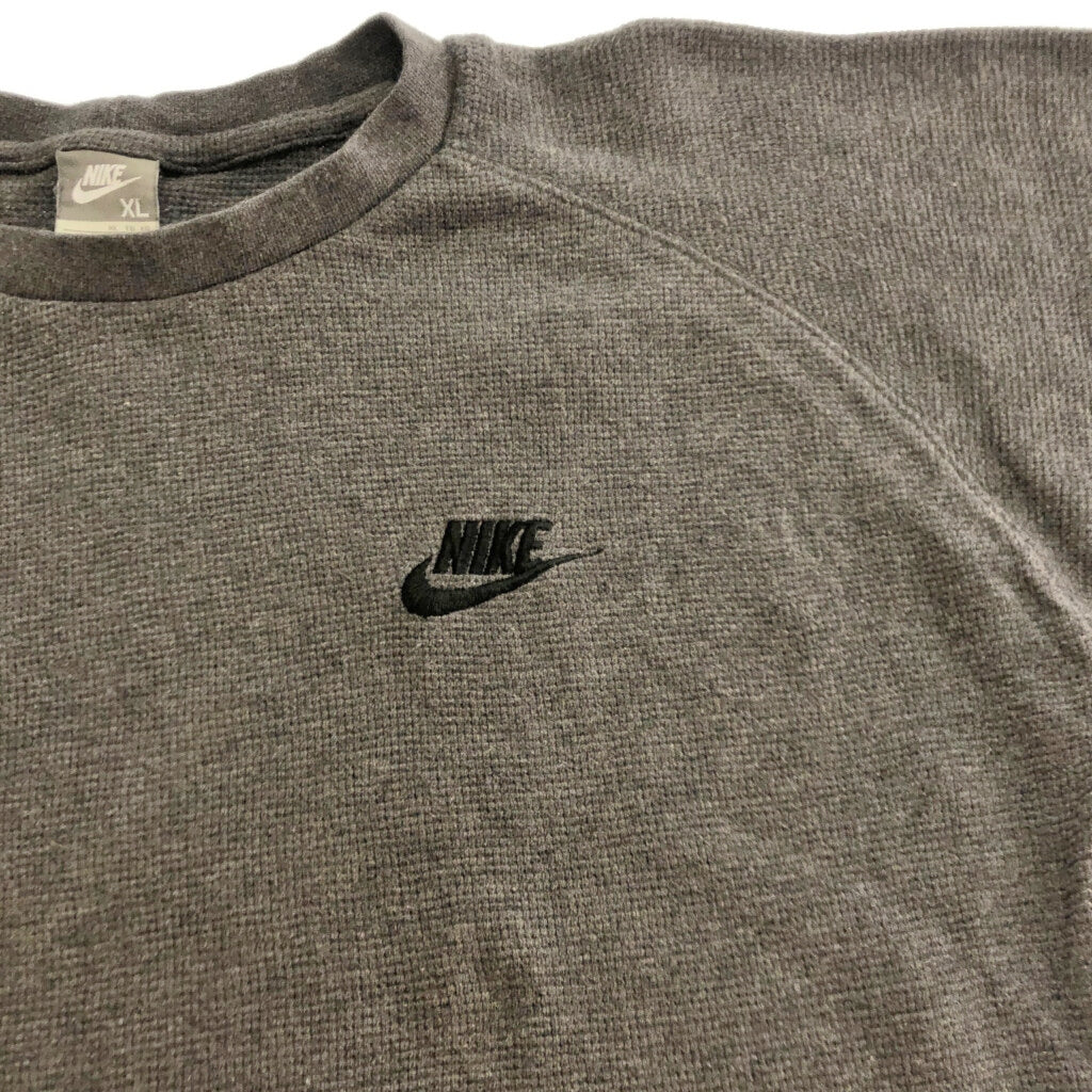 NIKE Long Sleeve T-Shirt