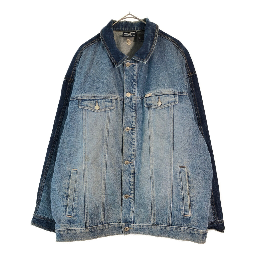 ROCAWEAR Denim Jacket
