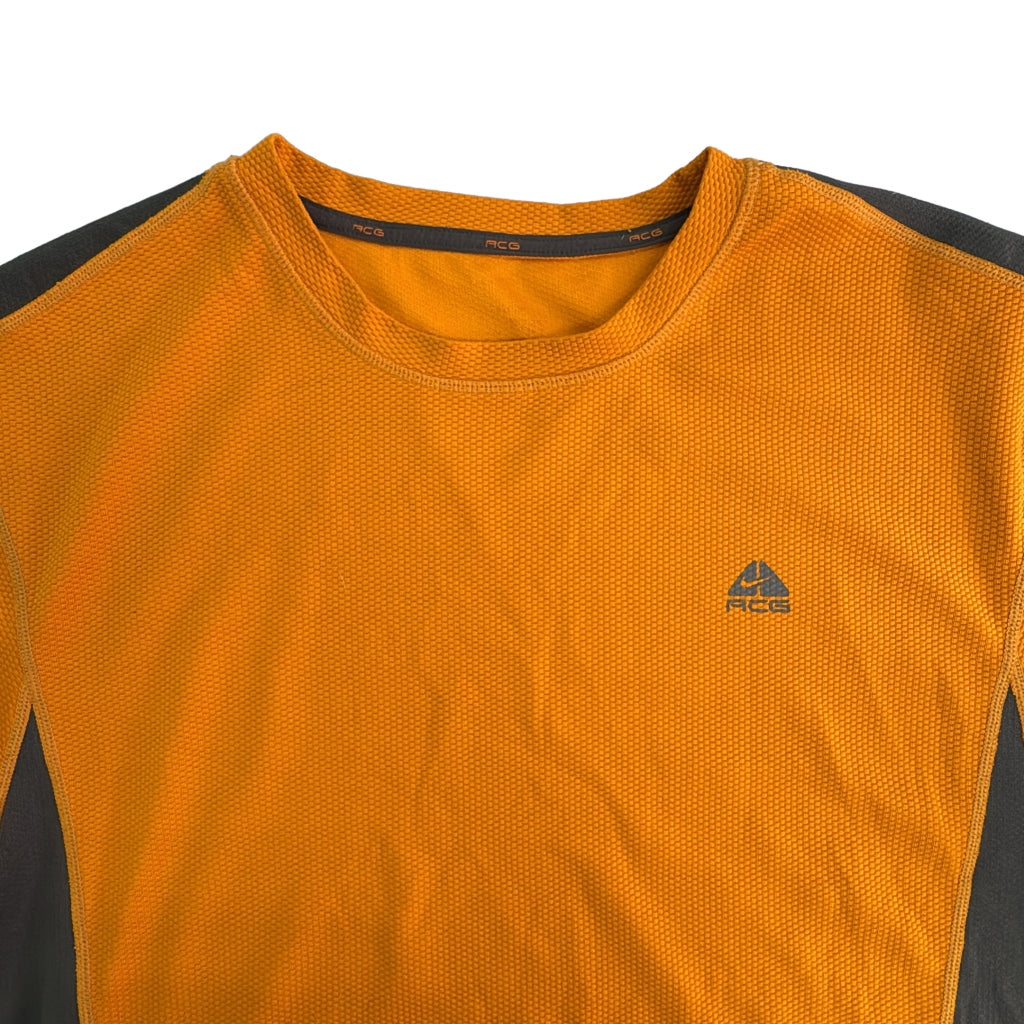 NIKE ACG Long Sleeve T-Shirt