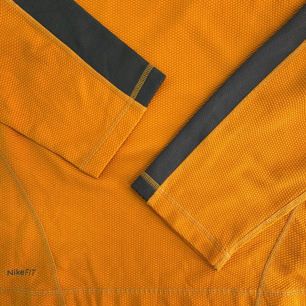 NIKE ACG Long Sleeve T-Shirt