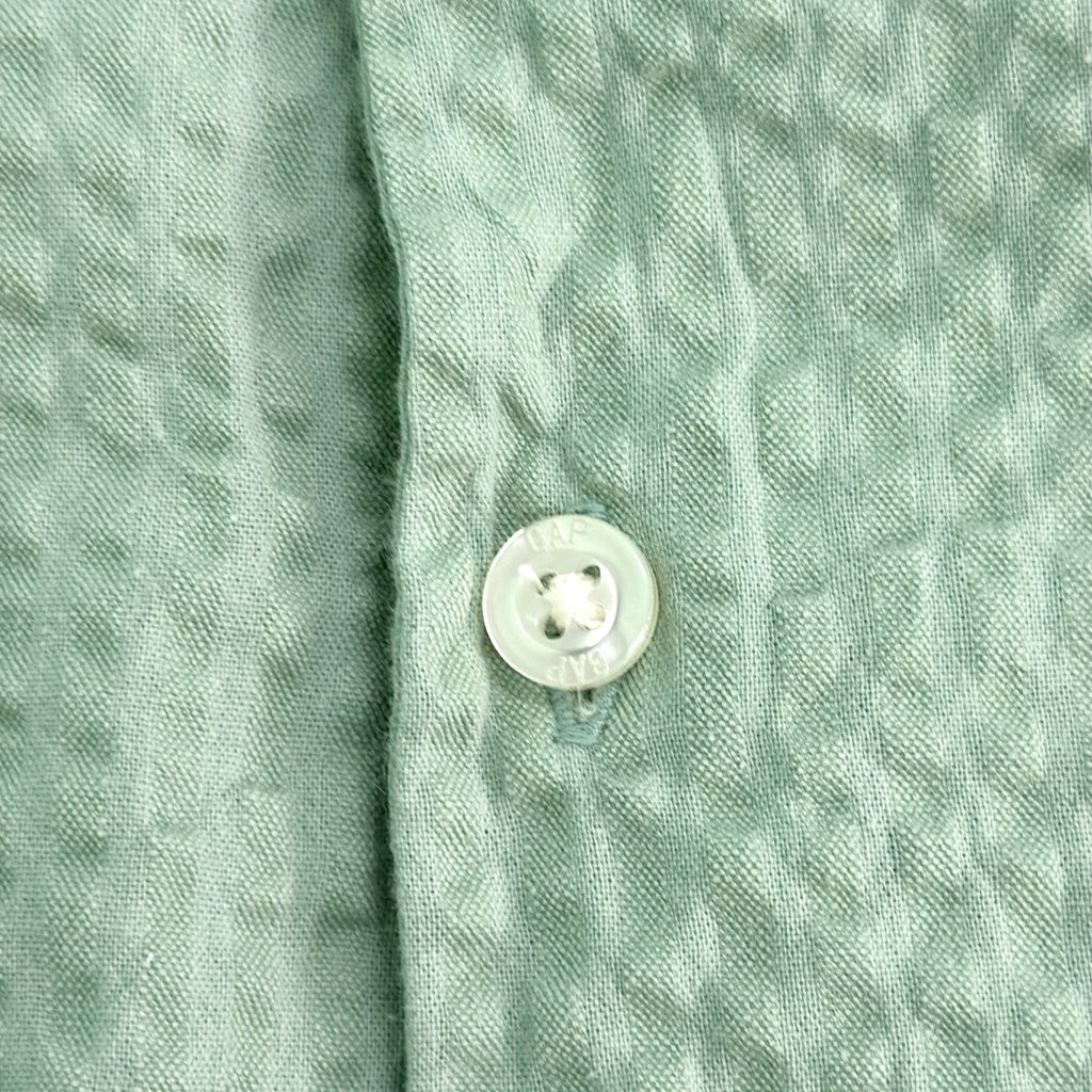 GAP Shirt