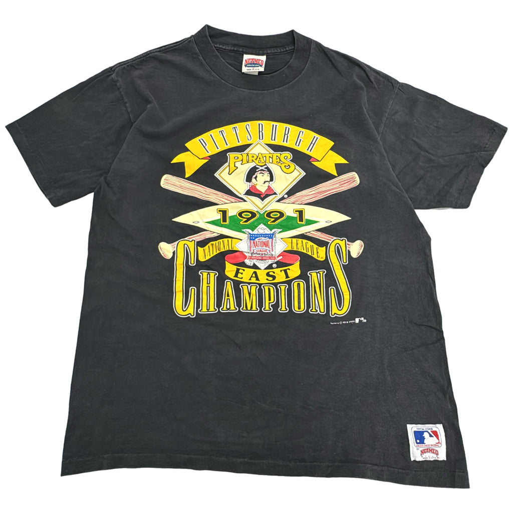 90s NUTMEG Sports Brand Pro Team T-Shirt