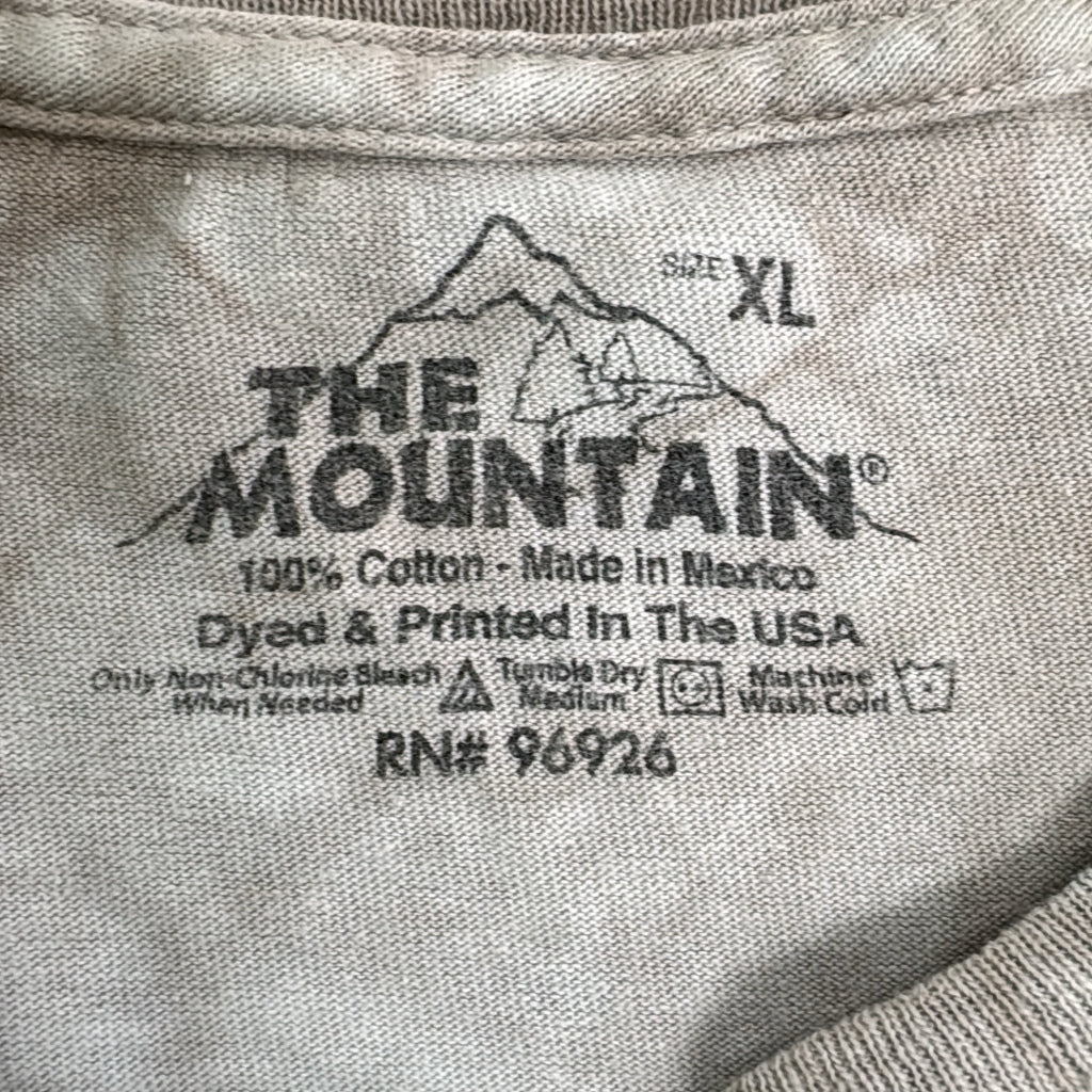 THE MOUNTAIN Animal T-Shirt