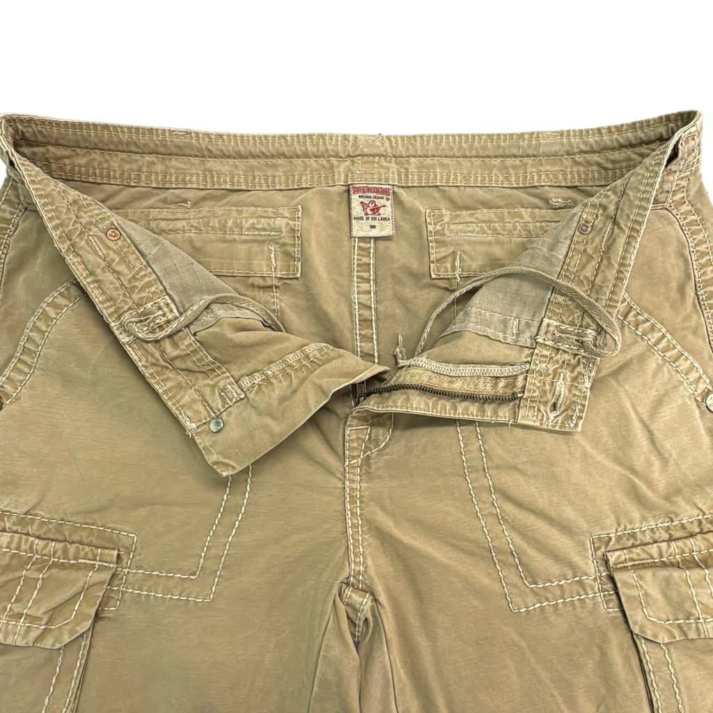 TRUE RELIGION Cargo Shorts