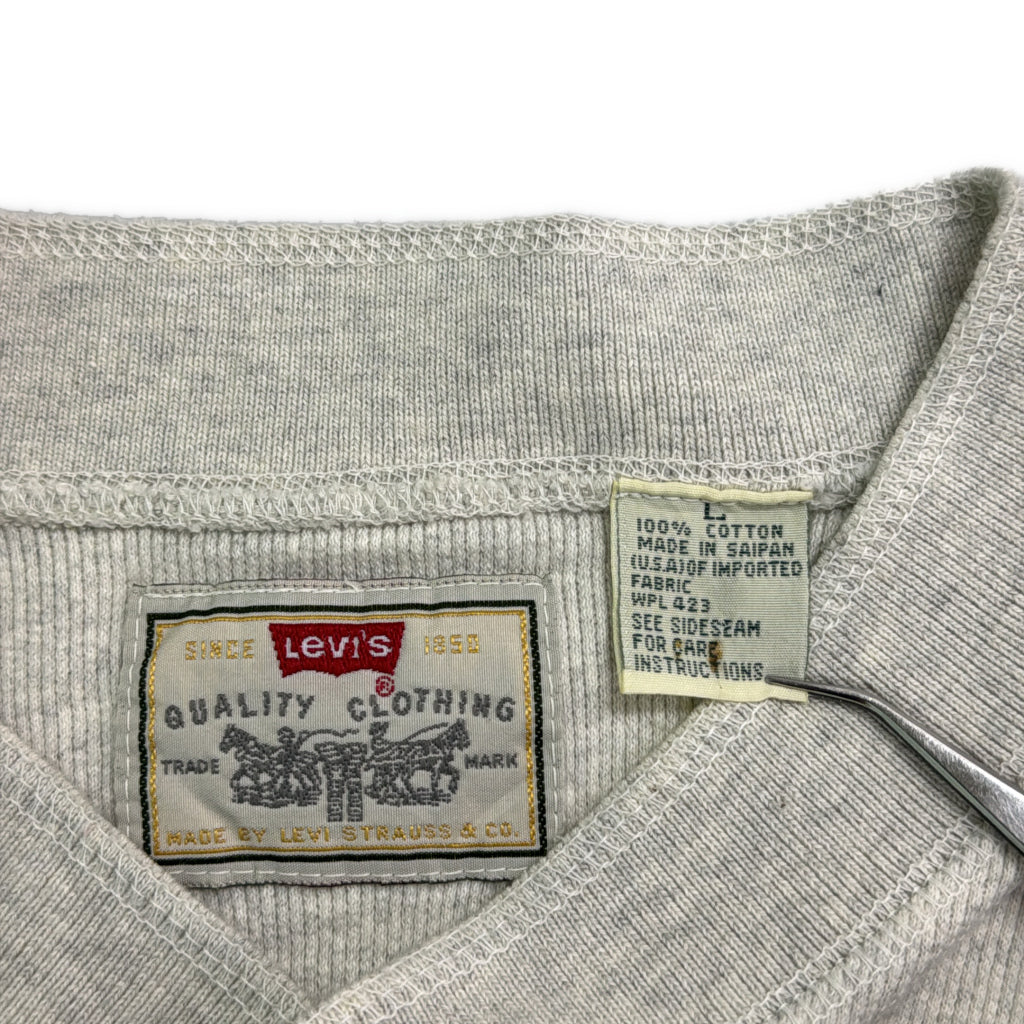 90s Levi's T-Shirt