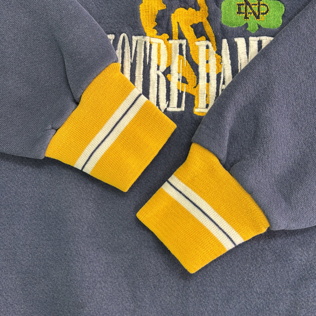 90s LEGENDS ATHLETIC College Sweat