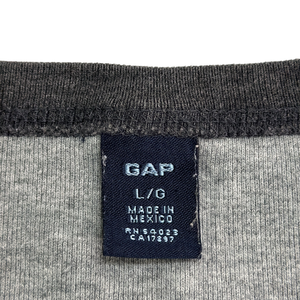 GAP Long Sleeve T-Shirt