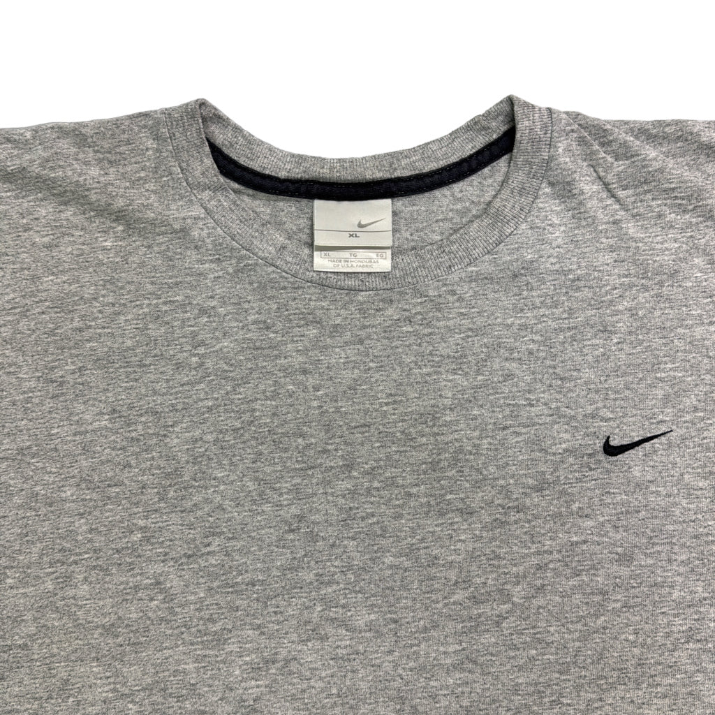 00s NIKE Sports Brand Pro Team T-Shirt