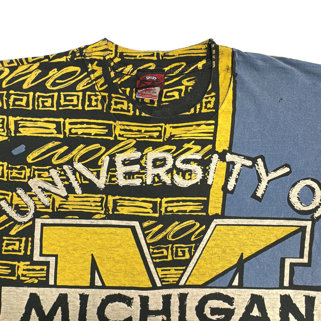 90s SHIRT XPLOSION College T-Shirt