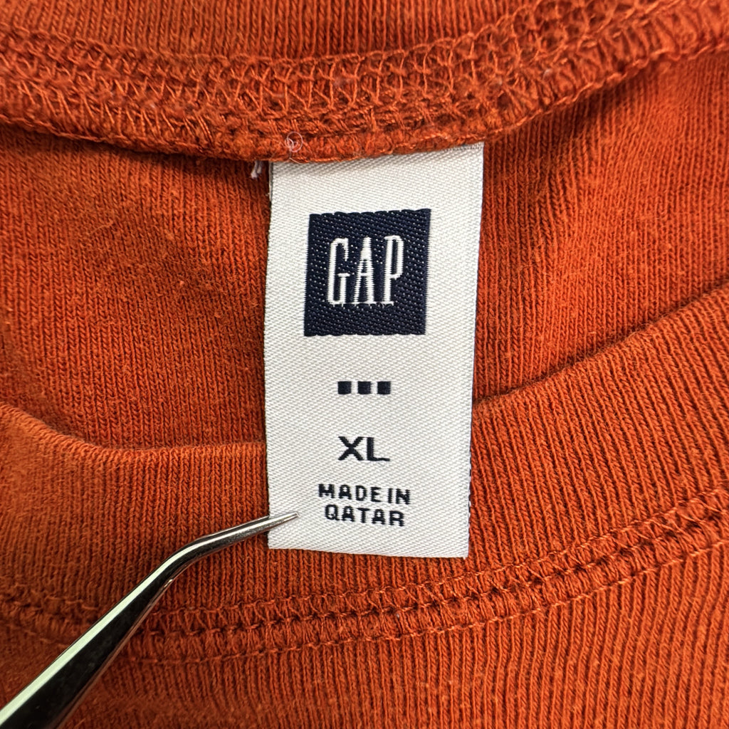 00s GAP Long Sleeve T-Shirt