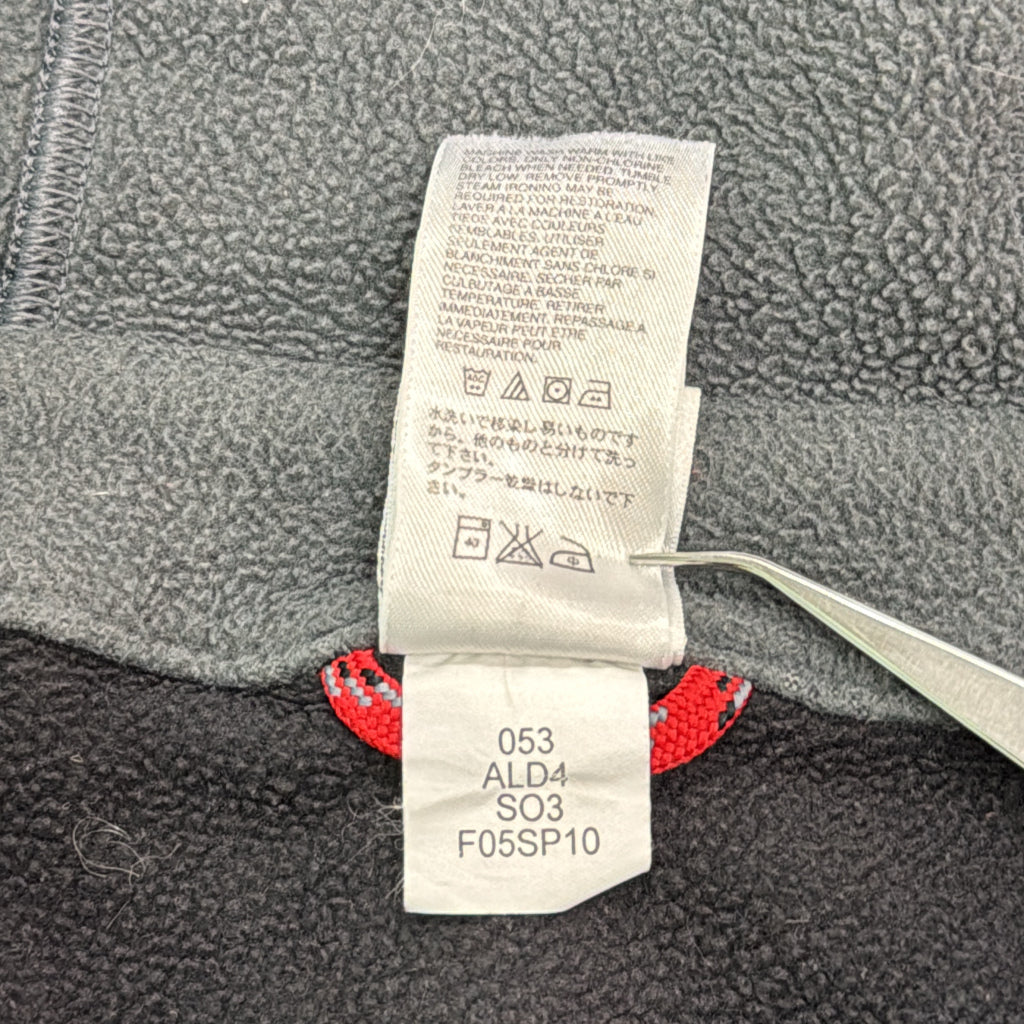 THE NORTH FACE Fleece Jacket