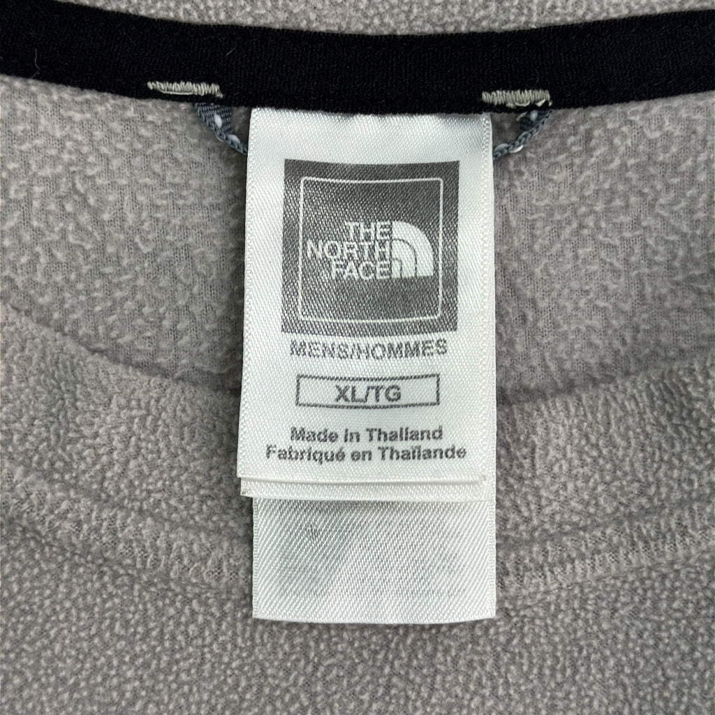 THE NORTH FACE Long Sleeve T-Shirt