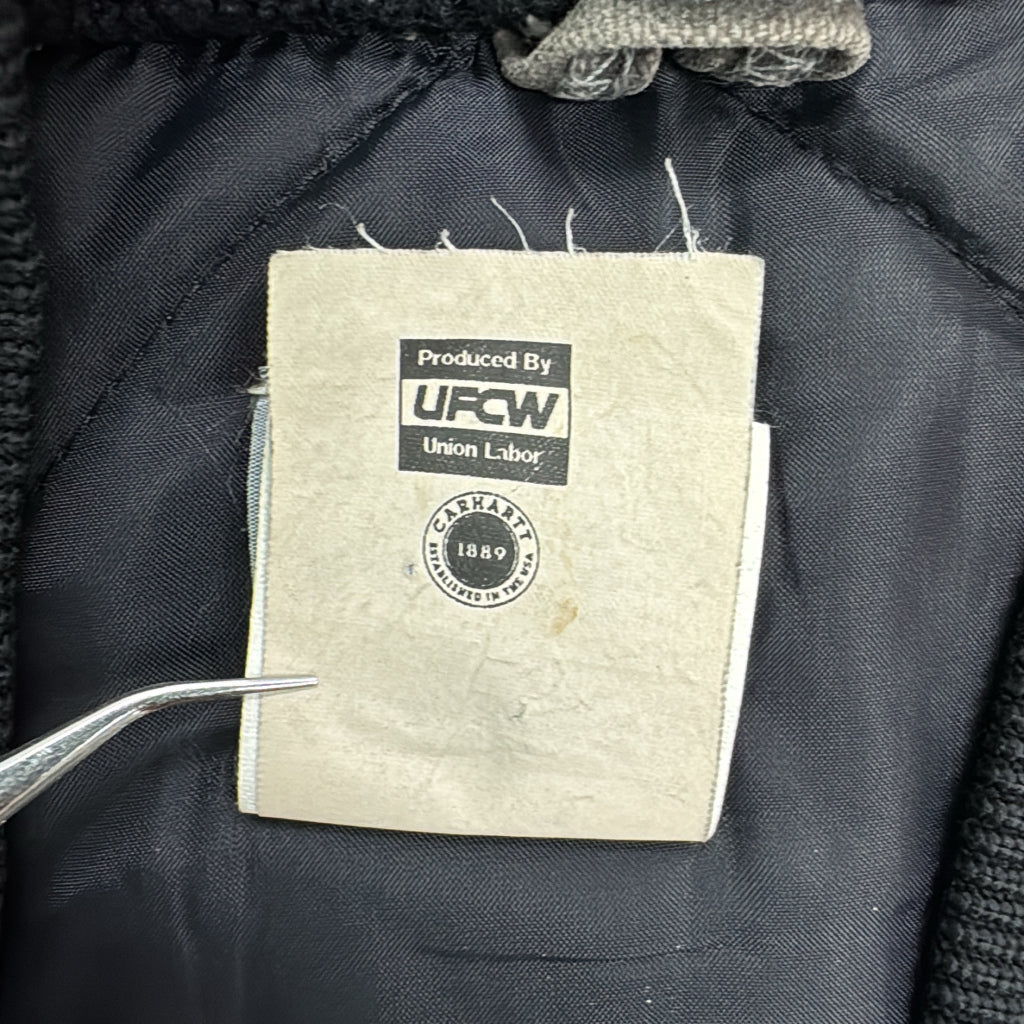 00s Carhartt Padded Vest