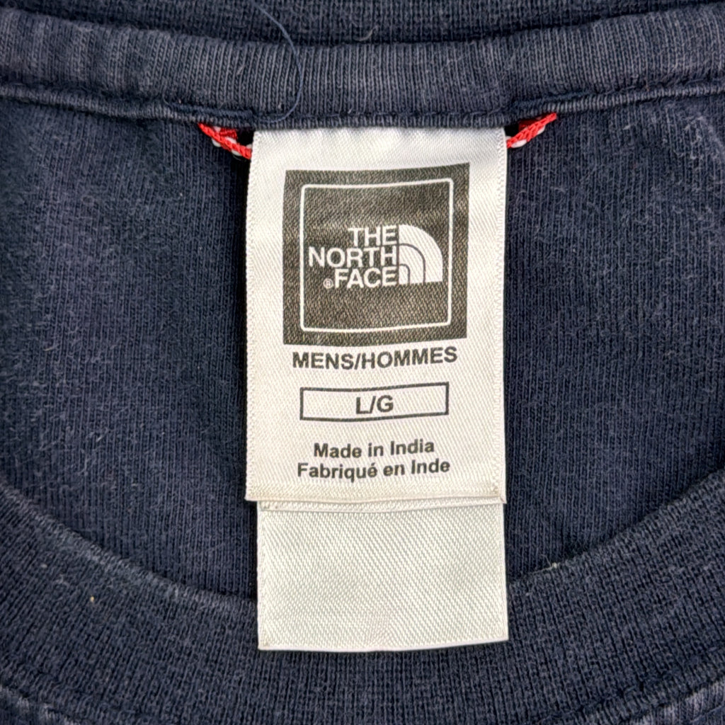 THE NORTH FACE Long Sleeve T-Shirt