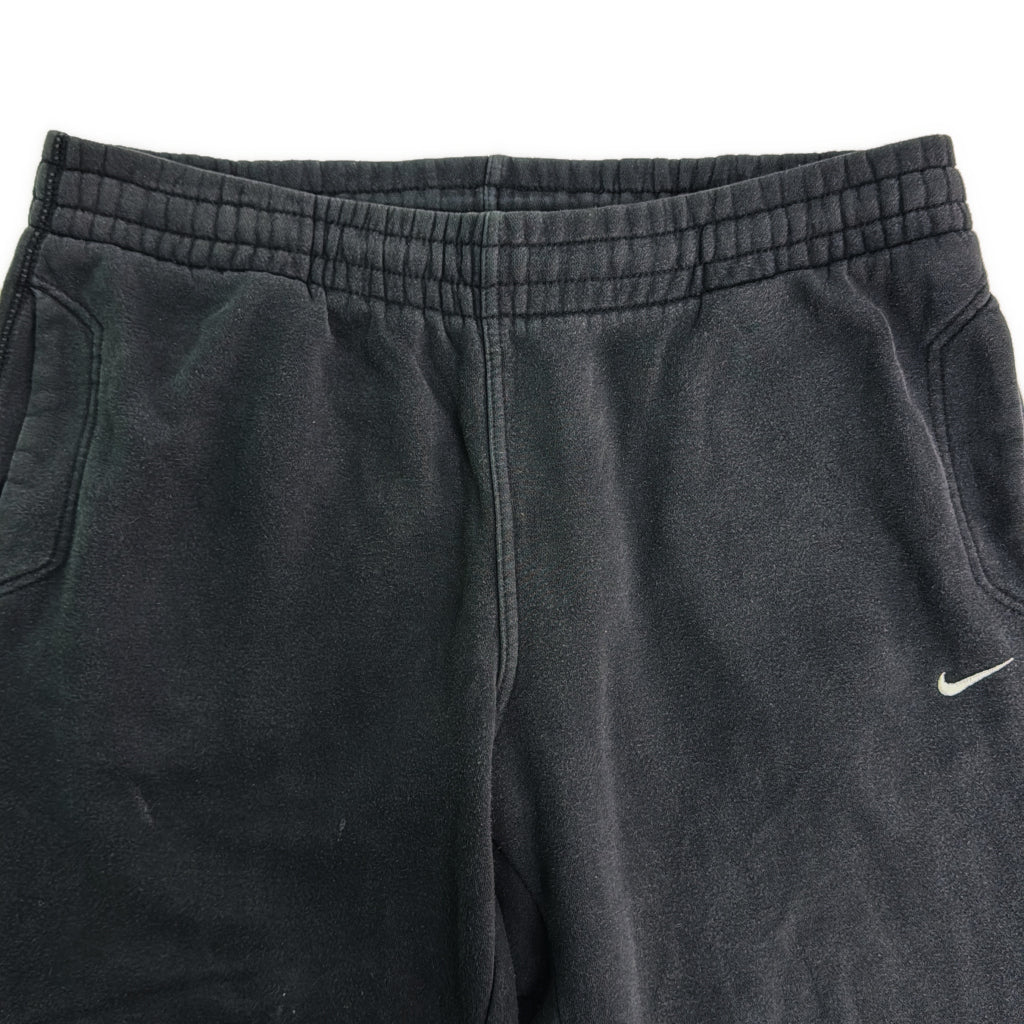 NIKE Sweatpants