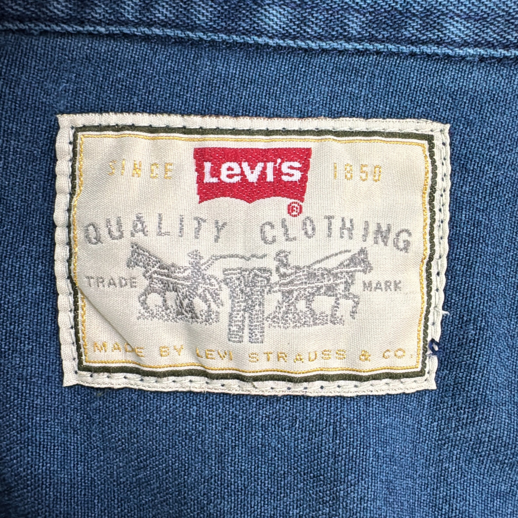 90s Levi's Denim Chambray Shirt