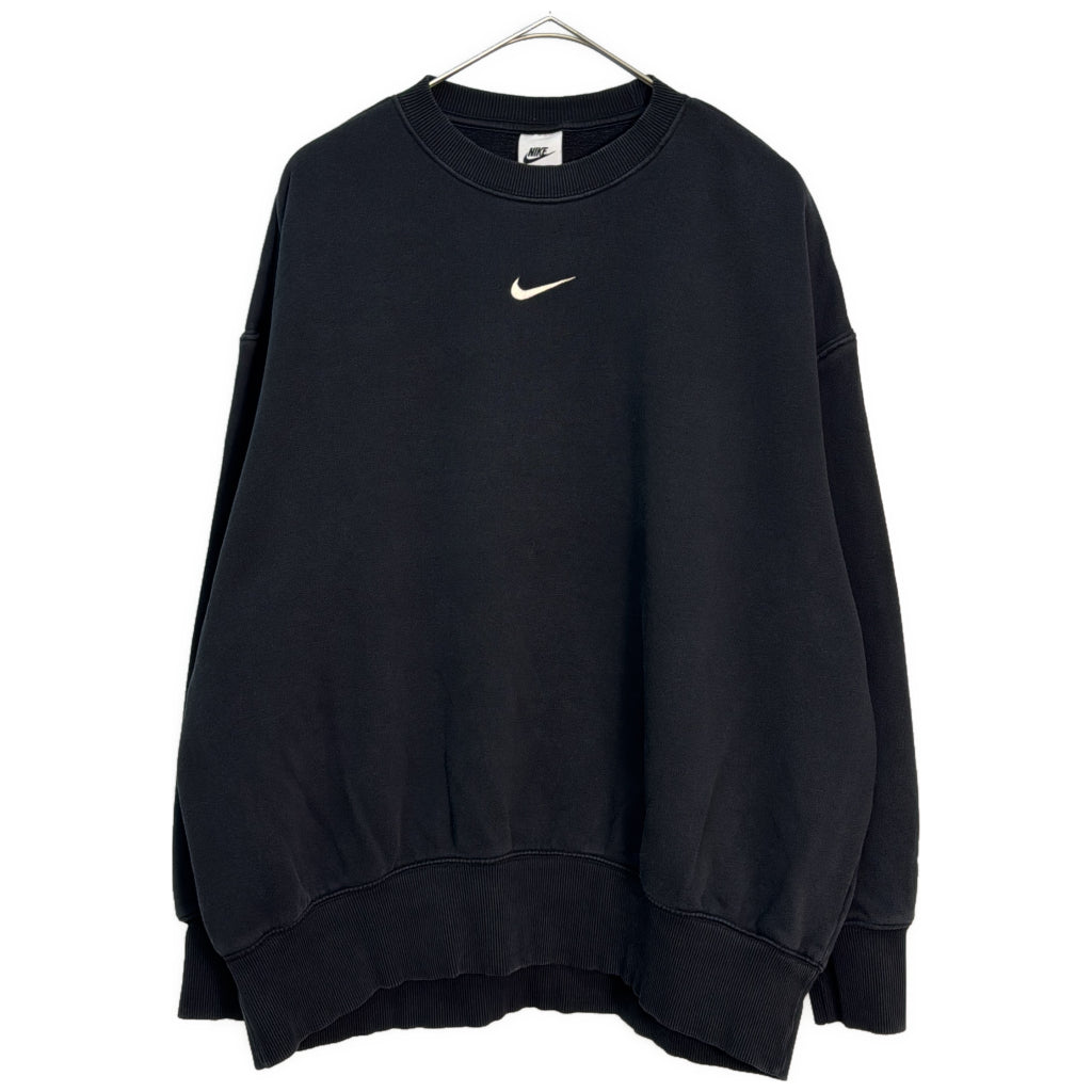 NIKE Sweat