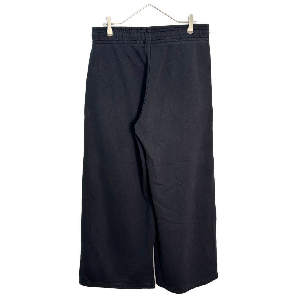 NIKE Sweatpants