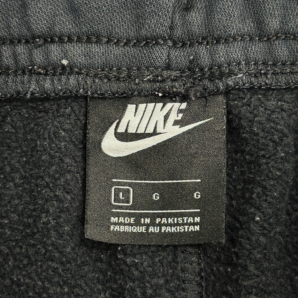 NIKE Sweatpants