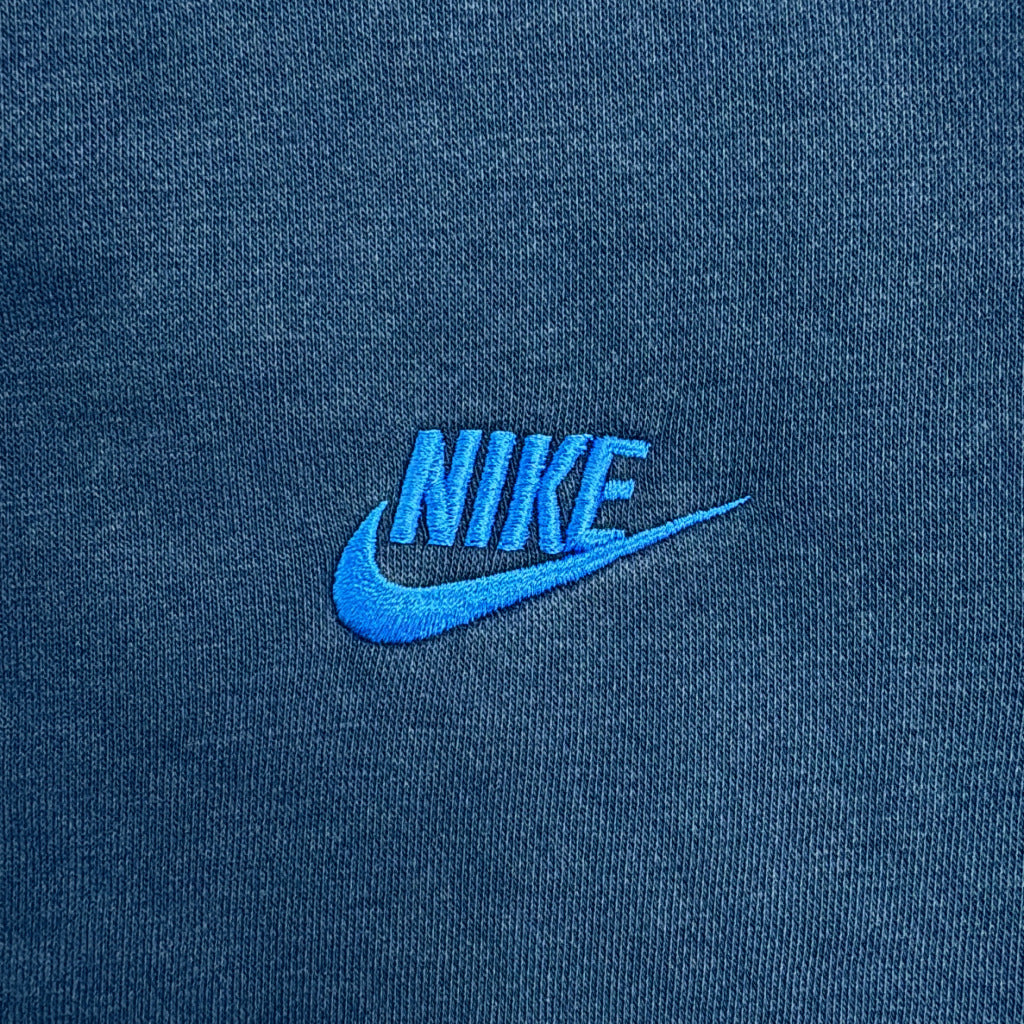 NIKE Sweat