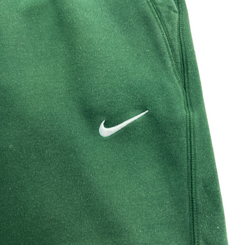 NIKE Sweatpants