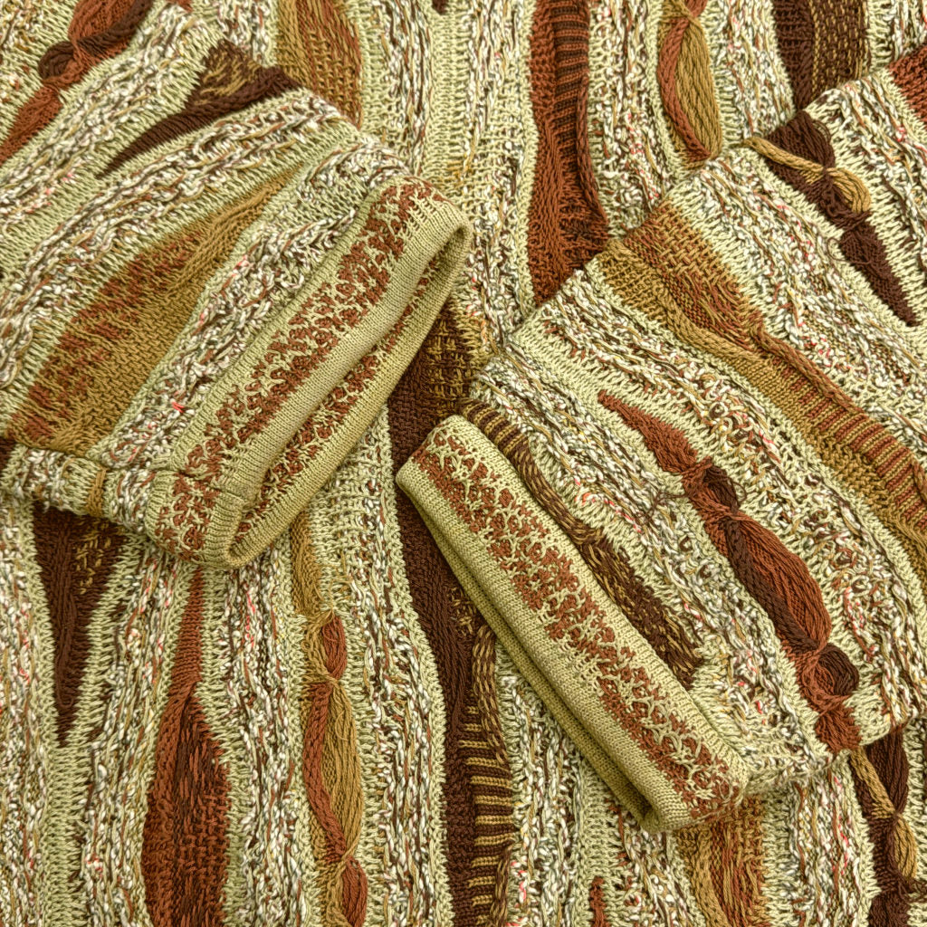 COOGI 3D Knit Sweater